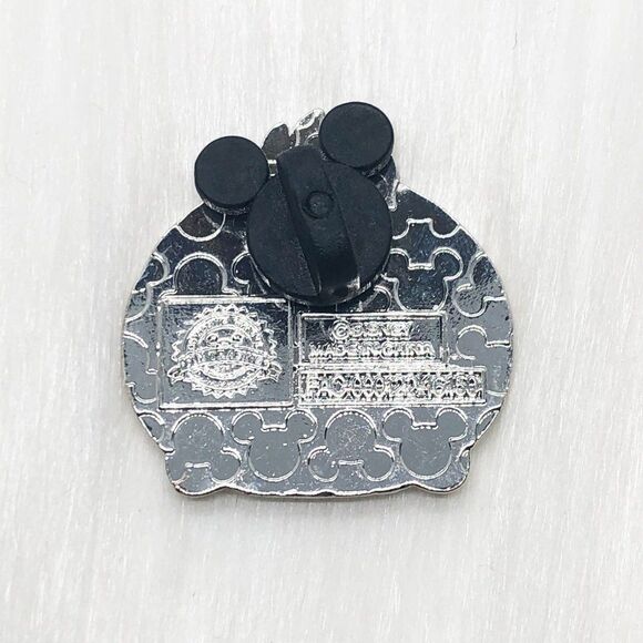 🔮 5/$25 Disney‎ Adventureland Enchanted Tiki Room Showgirl Bird Tsum Tsum Pin - Picture 3 of 3